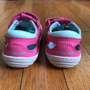 Stride Rite Shoes - Stride Rite Pink Fisherman sandals Stride Rite Shoes - Stride Rite Pink Fisherman sandals